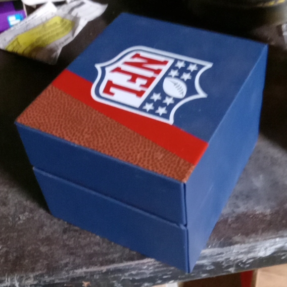 Invicta Patriots watch - Picture 4 of 4